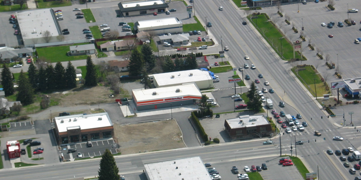 Evergreen & Sprague, Spokane Valley, Washington