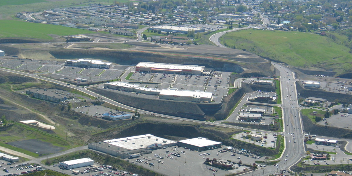 Nez Perce Plaza, Lewiston, Idaho